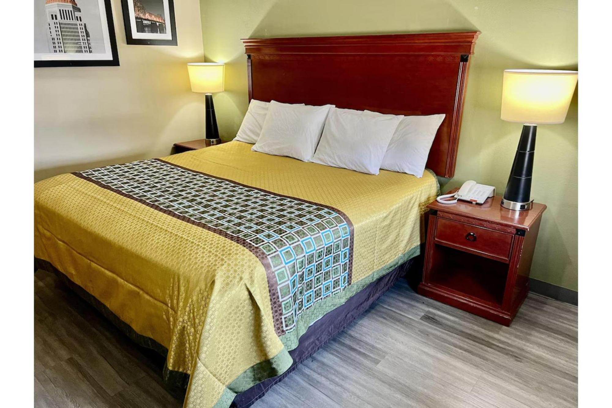Deluxe Inn & Suites By Oyo Miami Ok Екстериор снимка