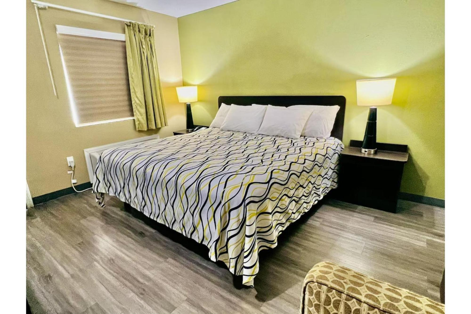 Deluxe Inn & Suites By Oyo Miami Ok Екстериор снимка